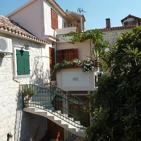 Apartment 16844b Trogir